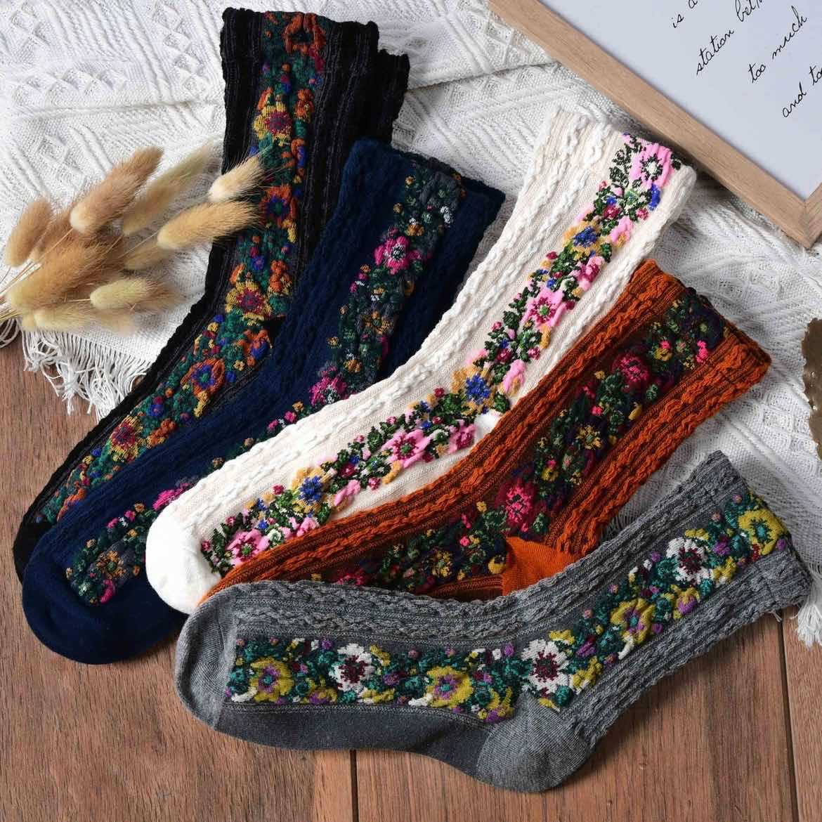 Cross-border women's vintage rose pattern floral socks, ethnic style, for ladies