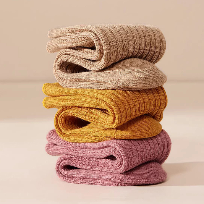 Wholesale autumn and winter children's socks, versatile, sourced from factory, double-needle, pure cotton, suitable for both boys and girls, student style
